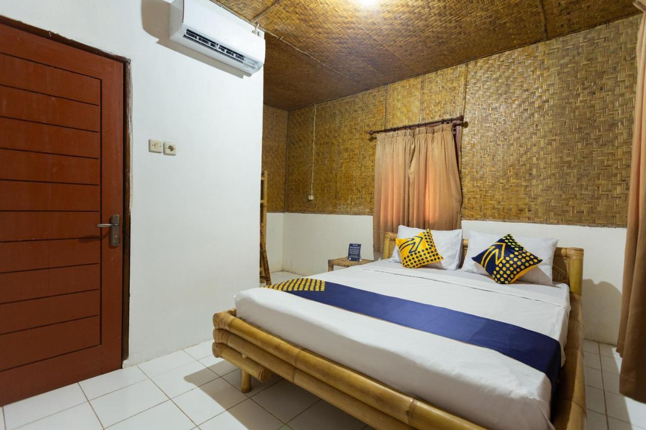 Spot On 1879 Lendang Homestay Mangsit Екстер'єр фото
