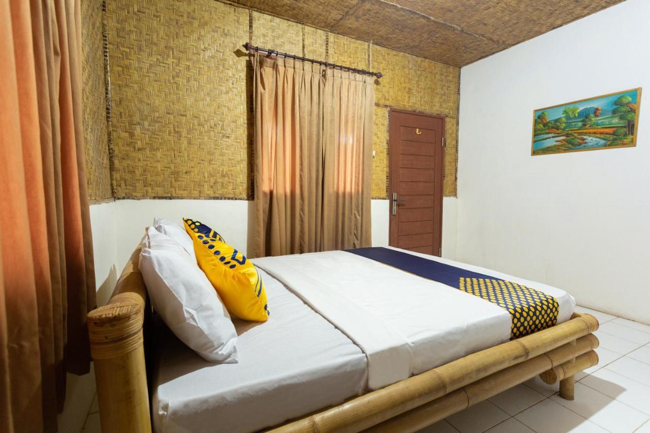 Spot On 1879 Lendang Homestay Mangsit Екстер'єр фото