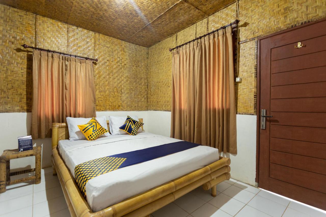 Spot On 1879 Lendang Homestay Mangsit Екстер'єр фото