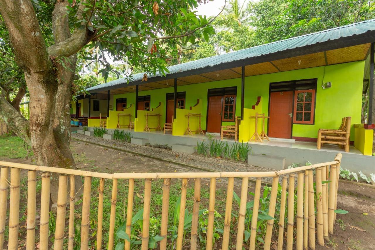 Spot On 1879 Lendang Homestay Mangsit Екстер'єр фото